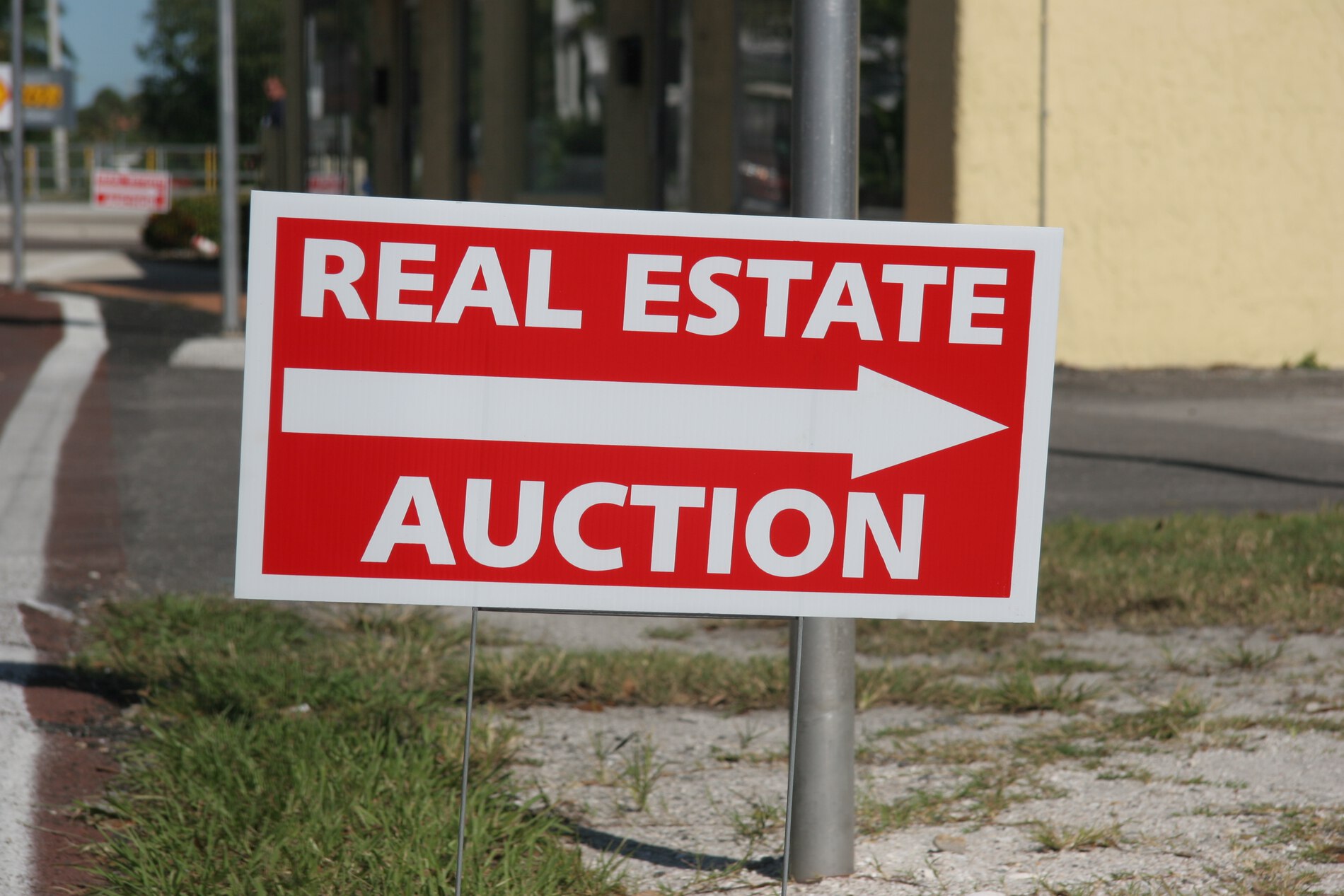Auctions in Oklahoma City, OK Robert Hawks Auction Co.